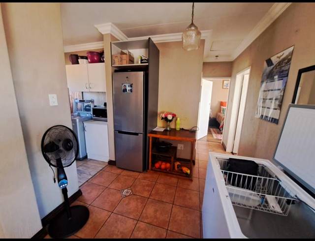 2 BEDROOM HOUSE FOR SALE IN HEUWELOORD